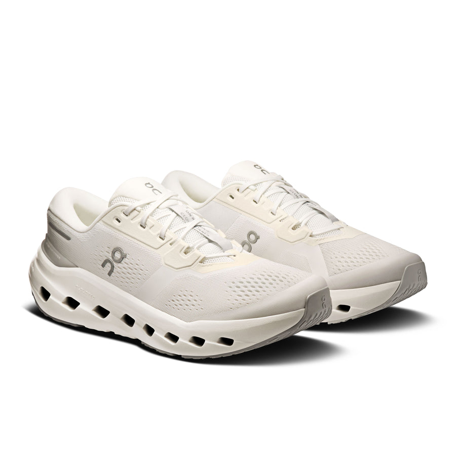 On Cloudrunner 3 Men in White | Glacier