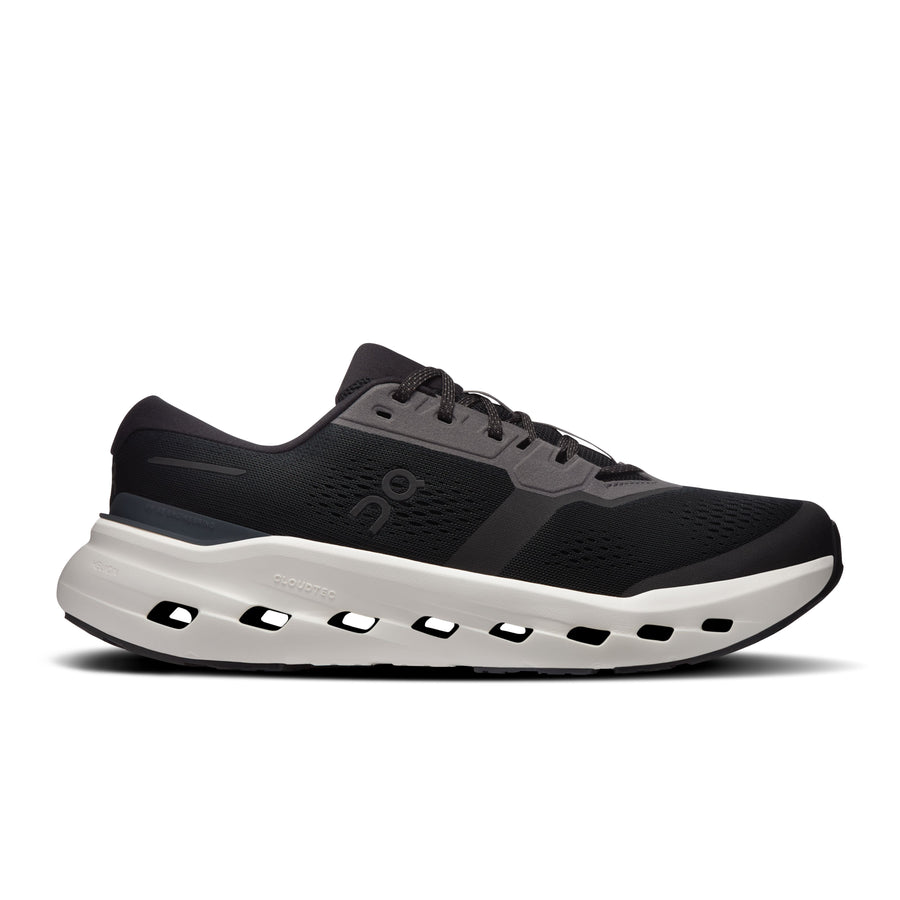 On Cloudrunner 3 Men in Black | Ivory