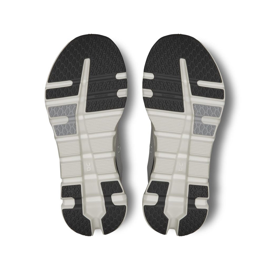 On Cloudrunner 2 Women in Frost | White