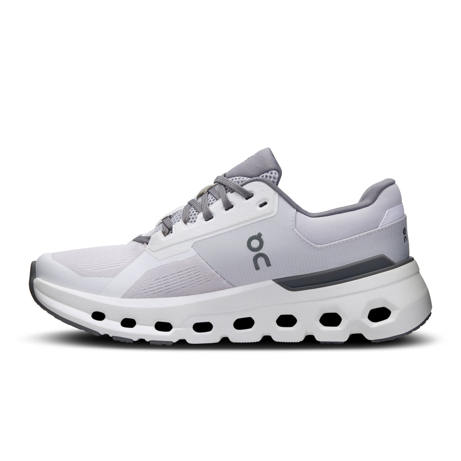 On Cloudrunner 2 Women in Frost | White