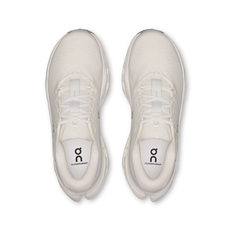 On Cloudrunner 3 Women in White | Ivory