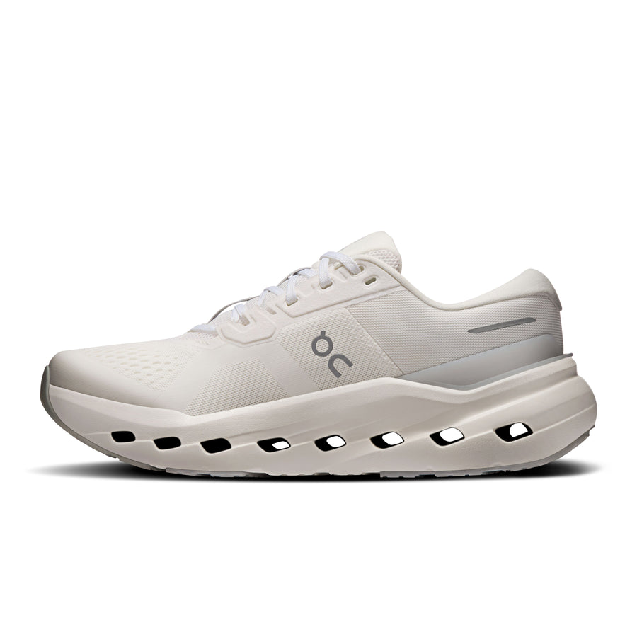 On Cloudrunner 3 Women in White | Ivory