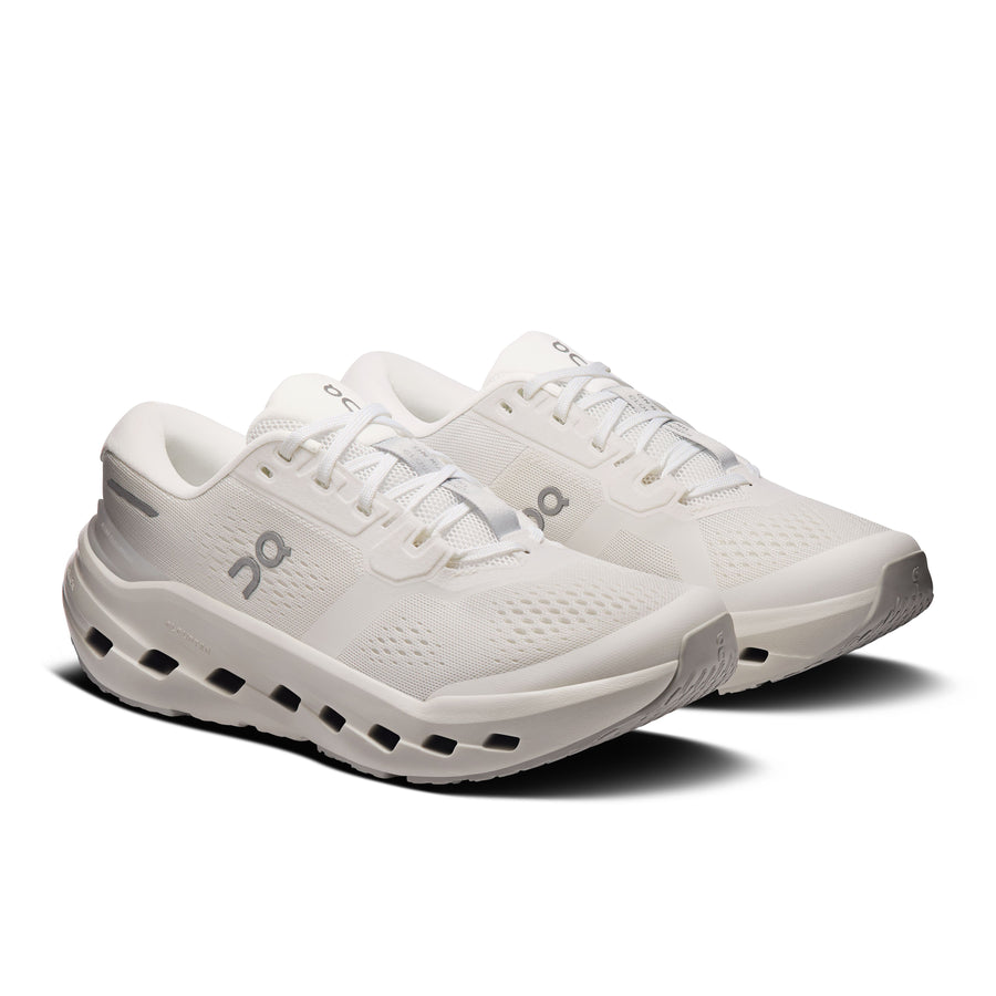 On Cloudrunner 3 Women in White | Ivory
